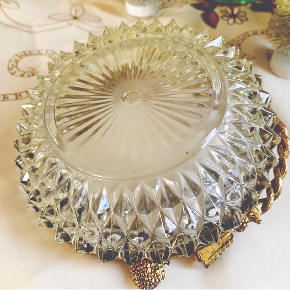 Vintage brass ormolu ring dish/ashtray - Picture 5 of 5